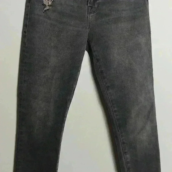 GOOD AMERICAN Grey Wash Mid-rise Stretchy Skinny Jeans Size 2/26 - Picture 3 of 15